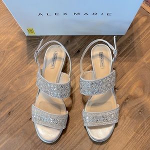 EUC Alex Marie Rhinestone Sandals - 8.5
